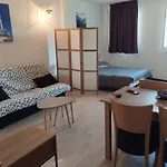 Grand Classé 2 étoiles De 1 à 4 Personnes Appartement