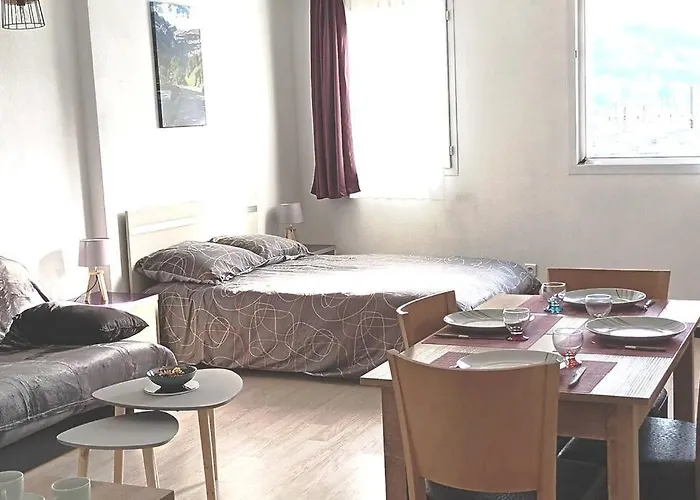 Grand Classé 2 étoiles De 1 à 4 Personnes *